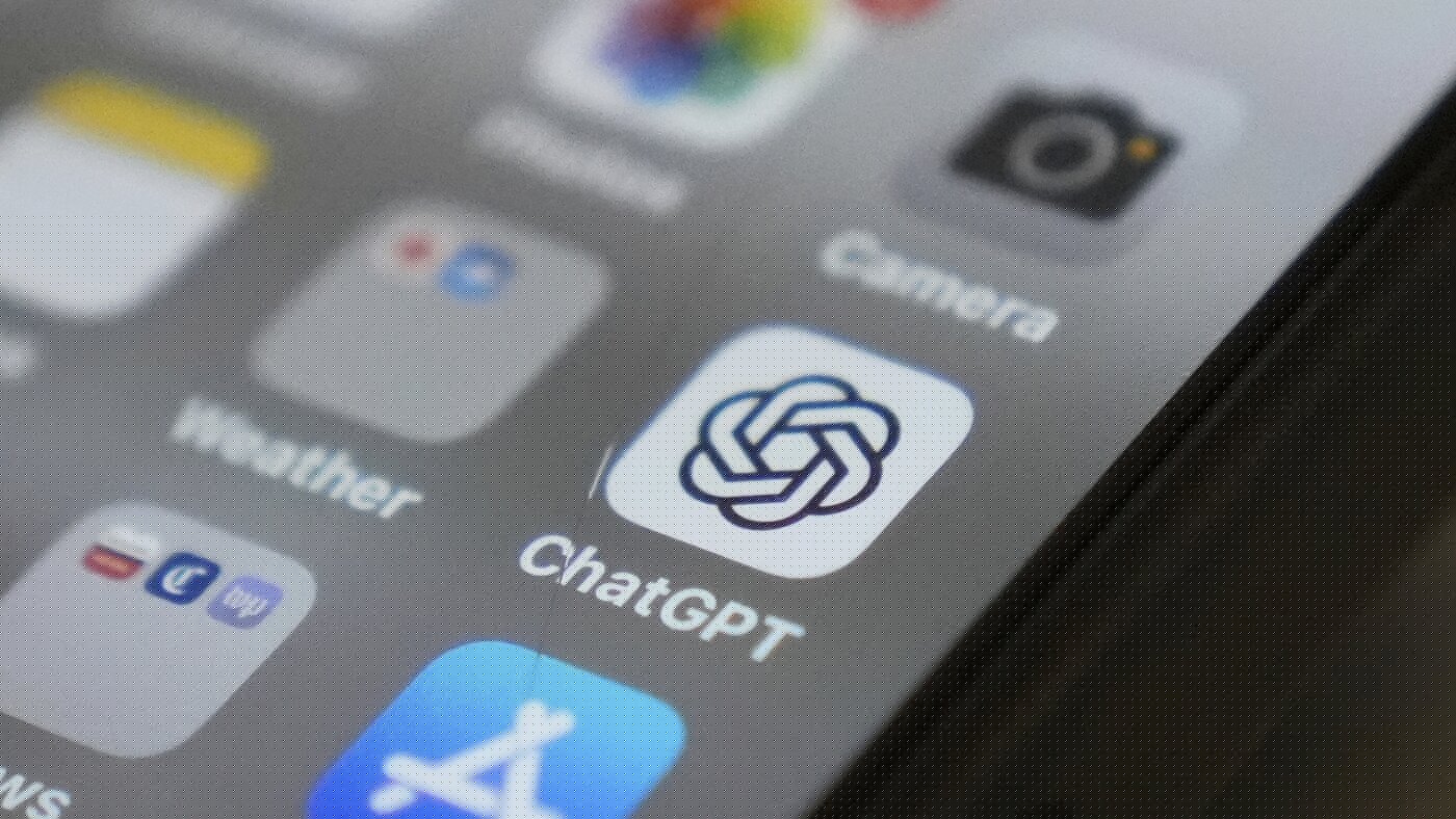 "Should I trust AI chatbots that want to give me financial advice?" asked a moron [Dumbass]