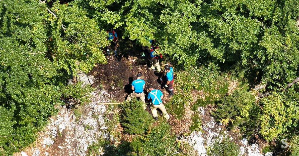 Slovenski gasilci v šoku zaradi početja kolesarja in lastnika vikenda