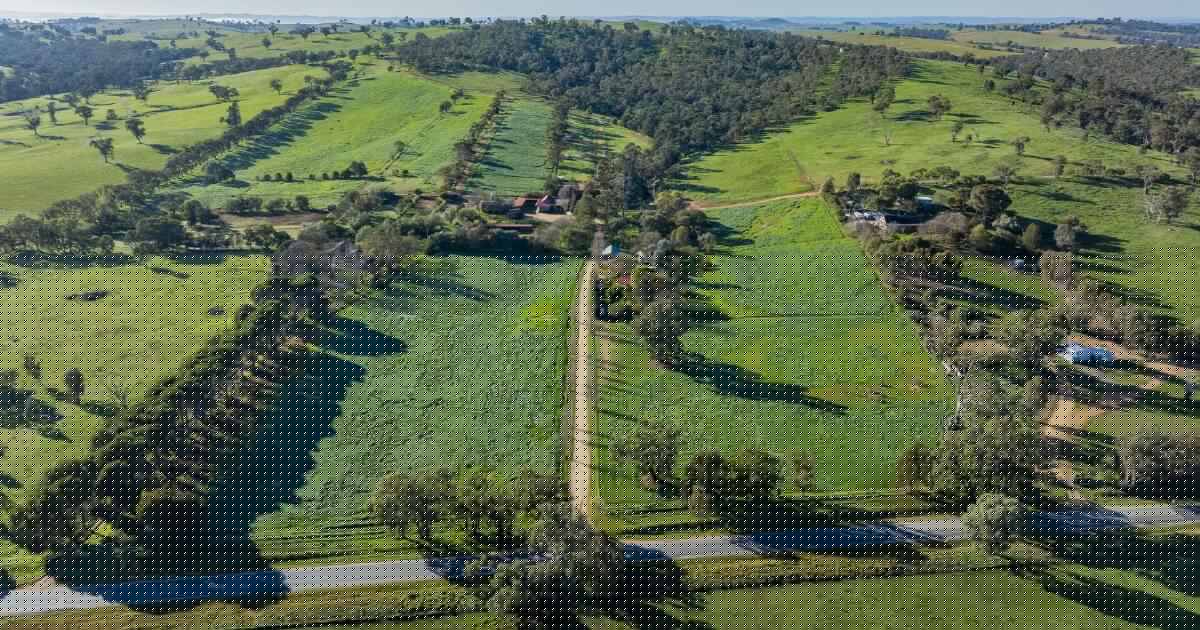 Riverdene a top quality property with close-to-city lifestyle benefits