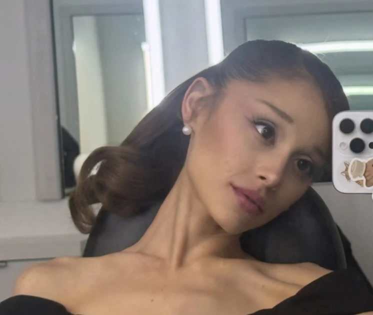 Ariana Grande withdraws from London musical, seeks to 'step back'