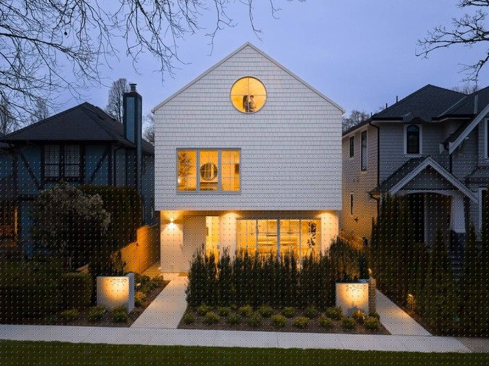 Property Watch: The most intriguing (but less interesting) feature of a Dunbar duplex