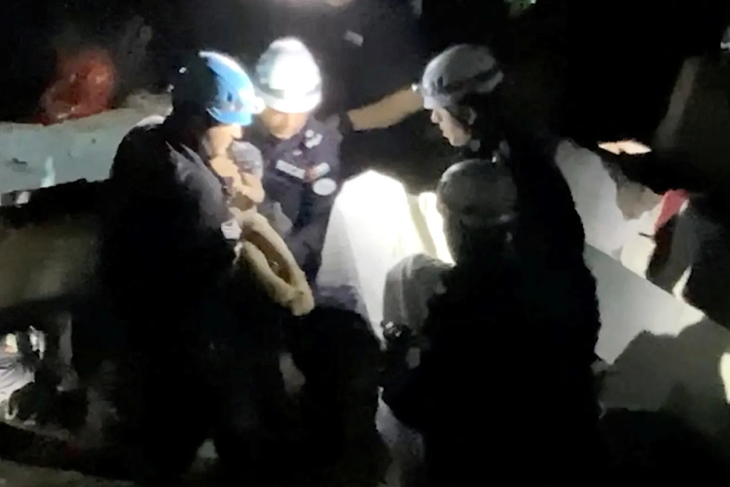 Colombia Earthquake Kills 254 as Rescue Efforts Continue