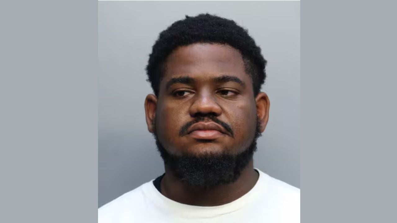 Employee Allegedly Turned Old Home Depot Orders Into $5,133 in Unauthorized Refunds