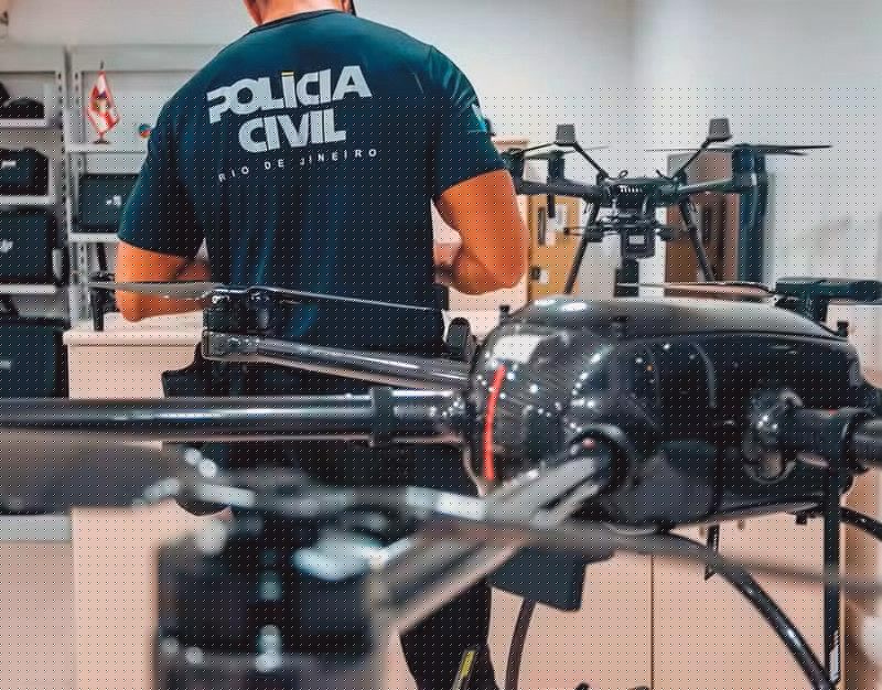 Guerra no céu: explosivos lançados por drones já feriram moradores em ataques no Rio