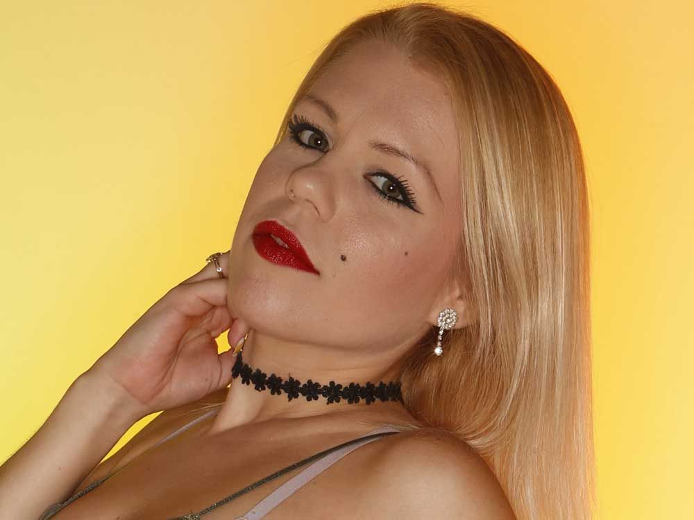SUNshine Girl Elisa