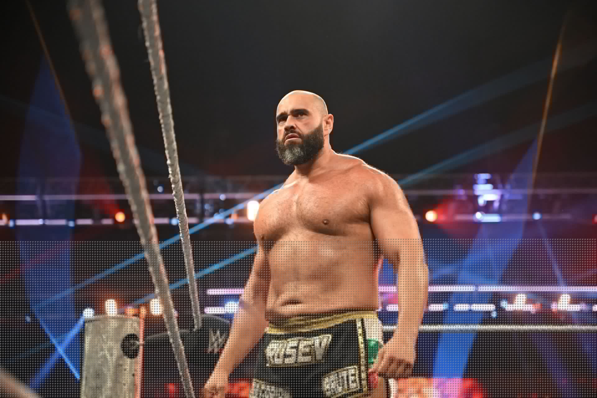 Watch: Rusev no-sells WWE star's finisher and immediately leaves the ring