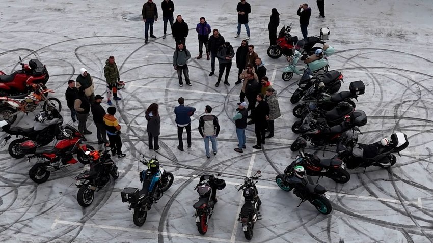 Ismaili takon motoristët: Siguri, rregullim i zhurmës në rrugët e Prishtinës dhe pista të dedikuara