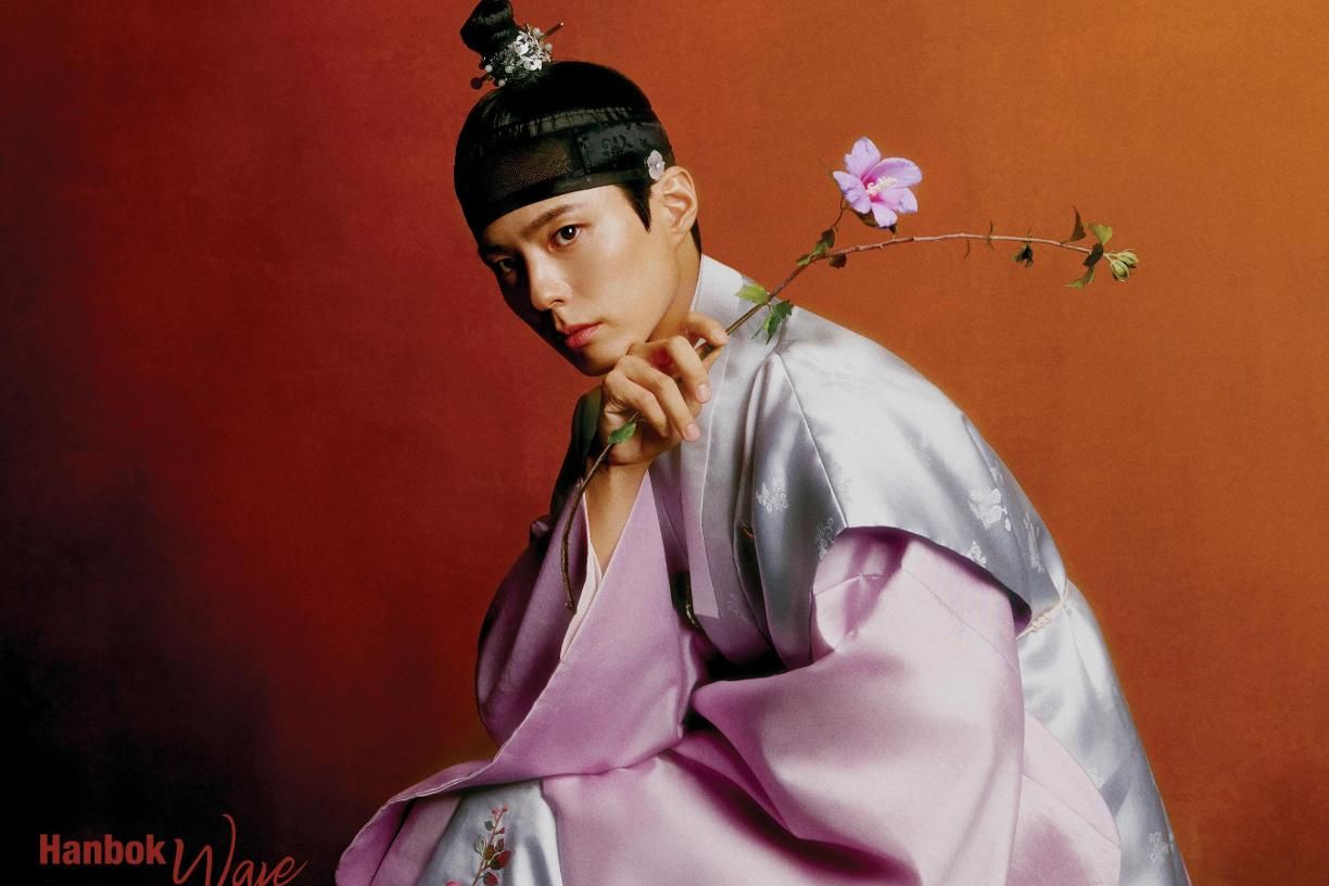Gov't unveils Park Bo-gum photos to promote hanbok worldwide