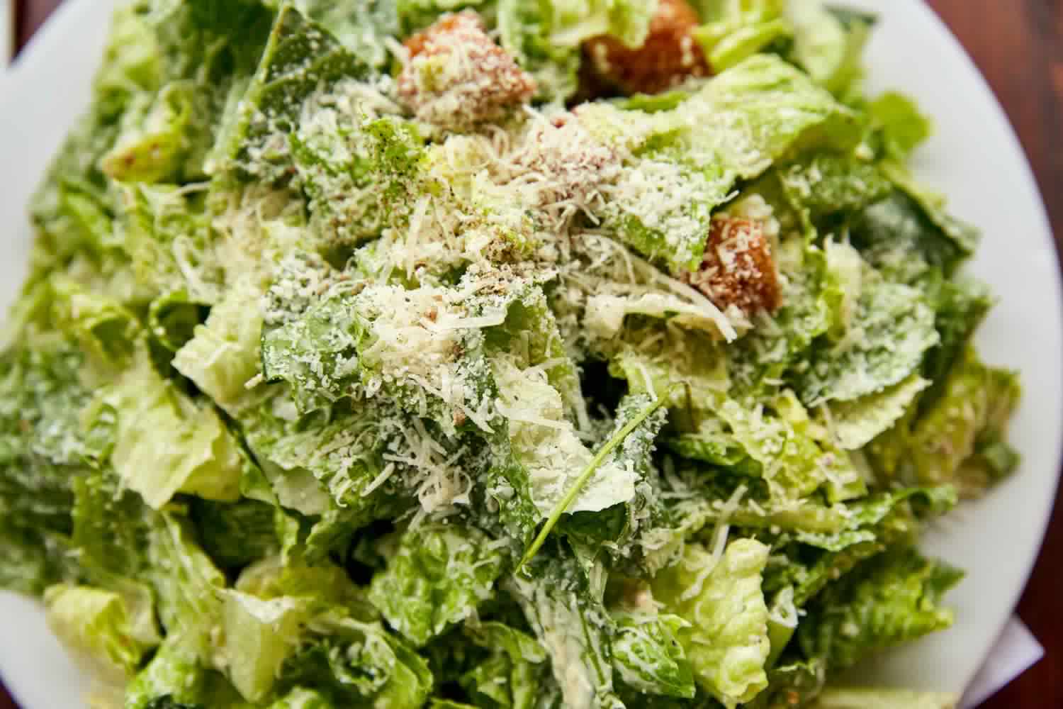 My Mom's Homemade Caesar Salad Dressing Is So Good, People Always Ask For The Recipe