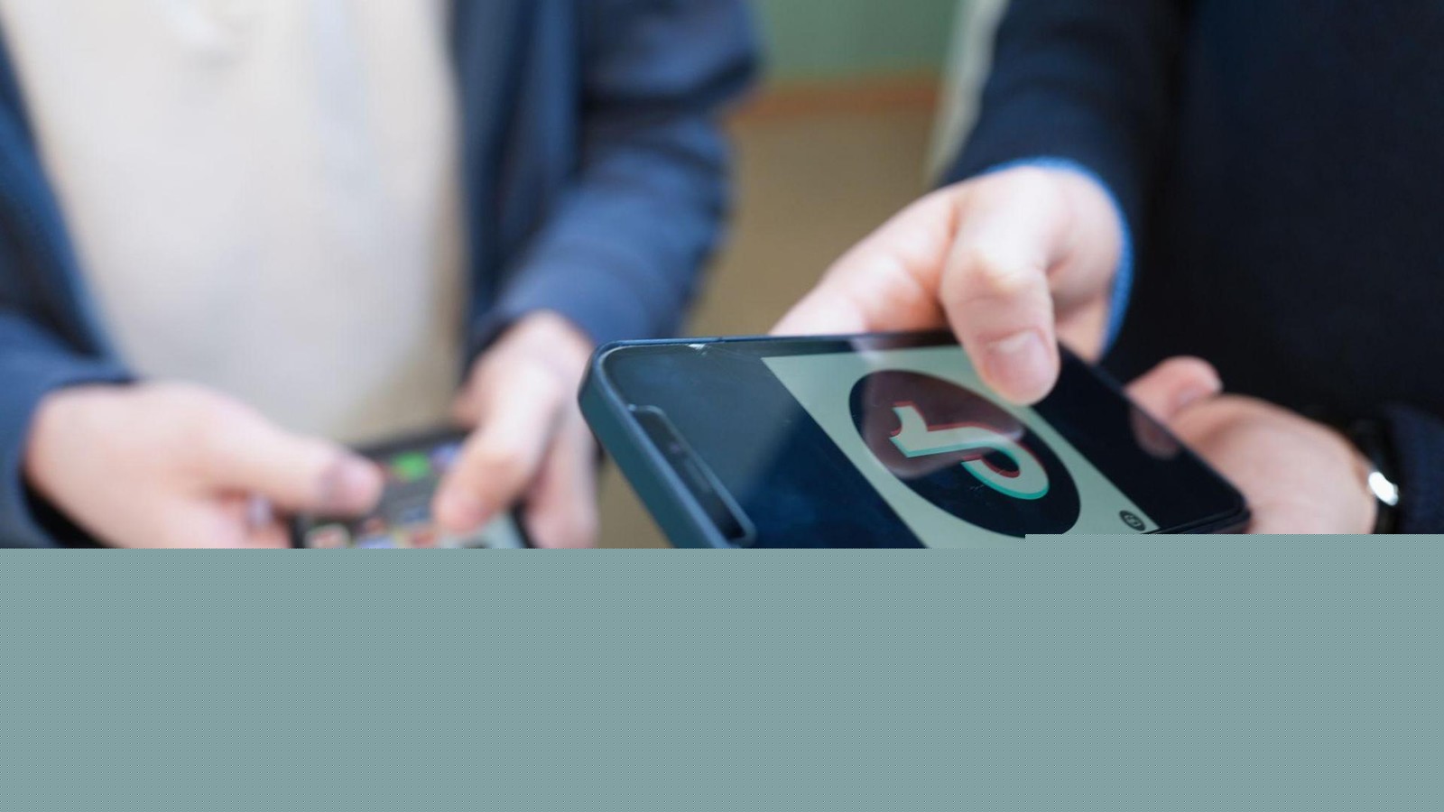Geldstrafe droht: TikTok gefährdet laut EU Kinder und Jugendliche