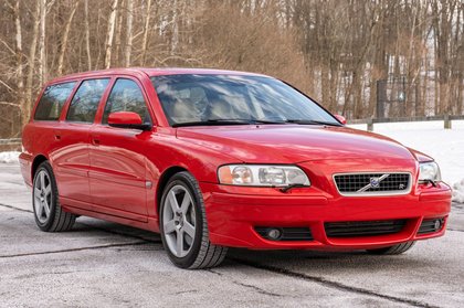 No Reserve: 2005 Volvo V70R 6-Speed