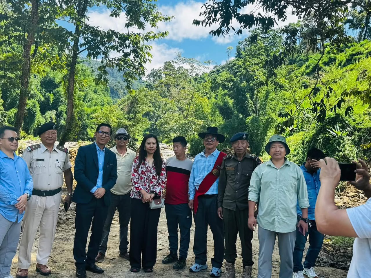 Arunachal: DC Hage Mamu Directs Speedy Road Restoration, Interacts With Farmers And Students In Sagalee Circle