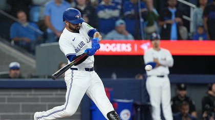 Ex-Yankee delivering clutch blow for Blue Jays makes Buck Martinez rant even sweeter