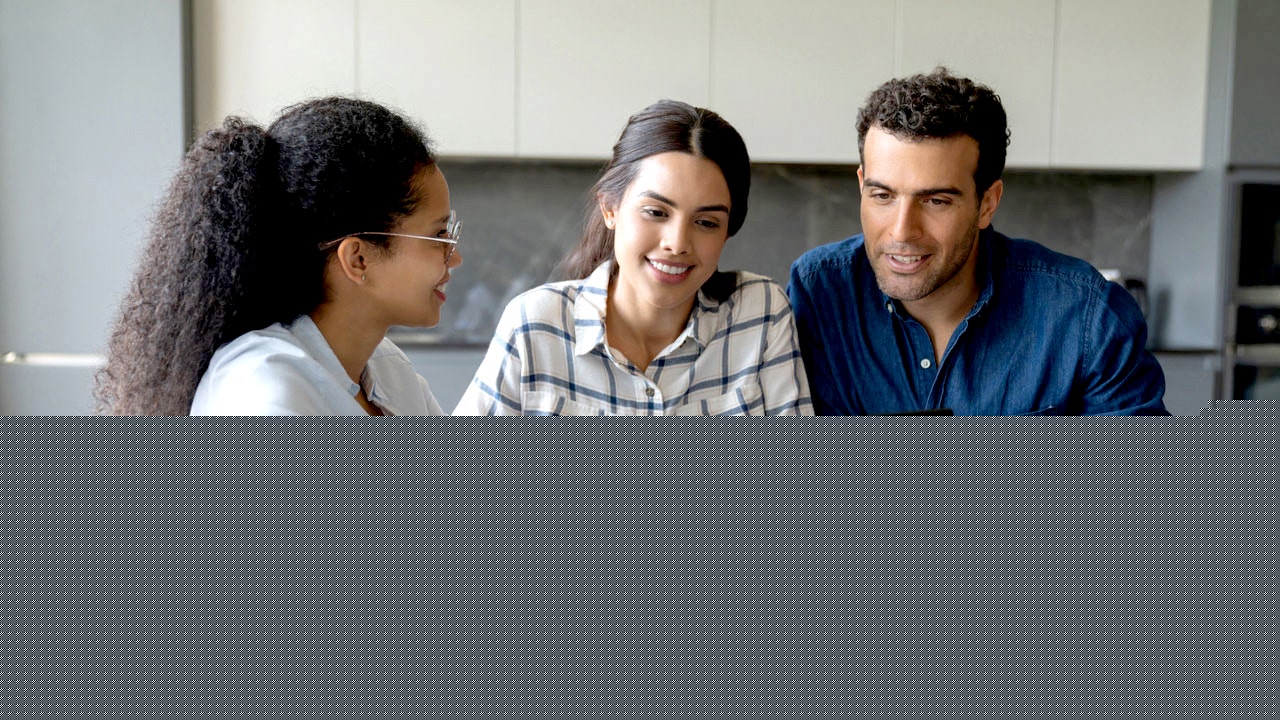 Most Americans still trust financial advisors over AI tools for major money decisions, study finds