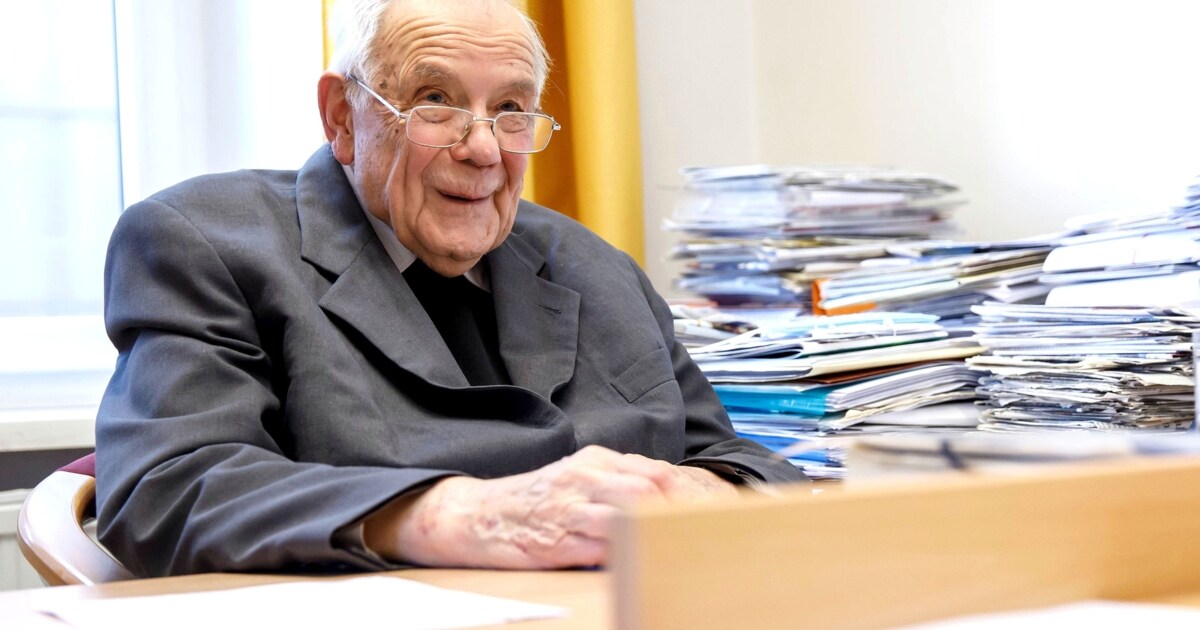 Schwer erkrankt - Altbischof (93) bereitet sich auf das Sterben vor