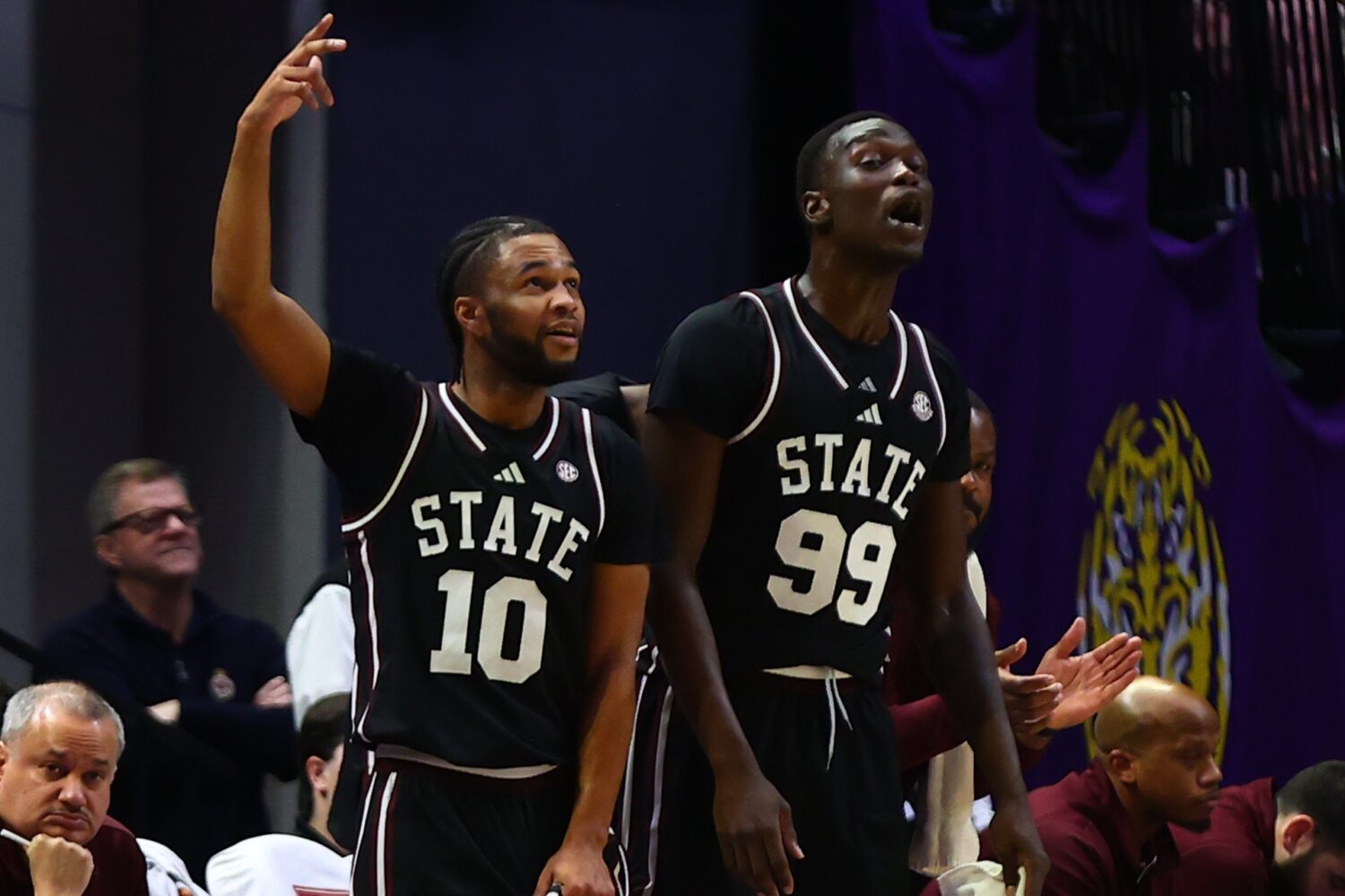 Bulldogs end 5-game SEC skid in Baton Rouge