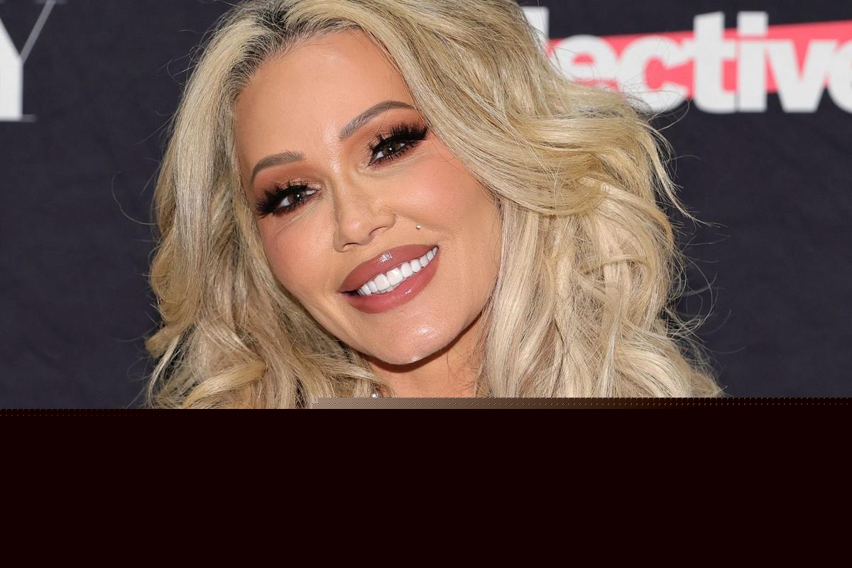Bunnie Xo Buys a House in L.A.!