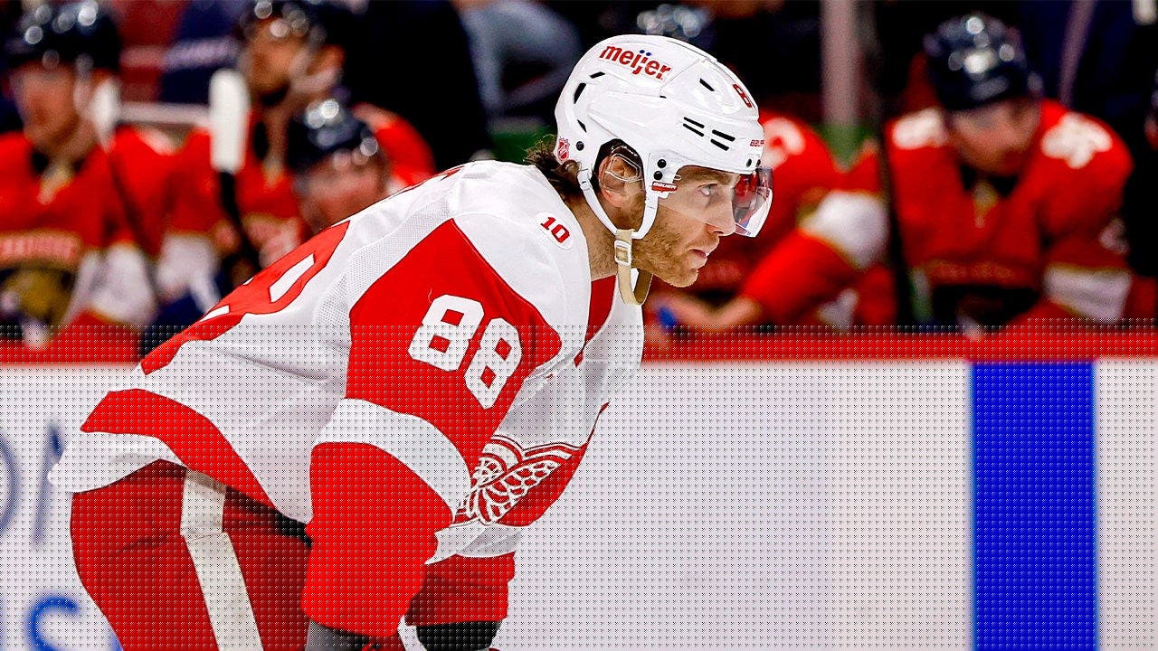 NHL's top American-born scorer Patrick Kane signs deal to return to Chicago Blackhawks
