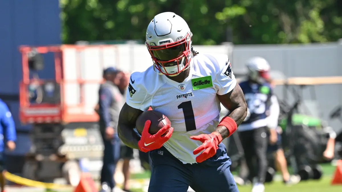 Patriots Star A.J. Brown Suffers Painful Injury at Practice — Then Refuses to Leave the Field