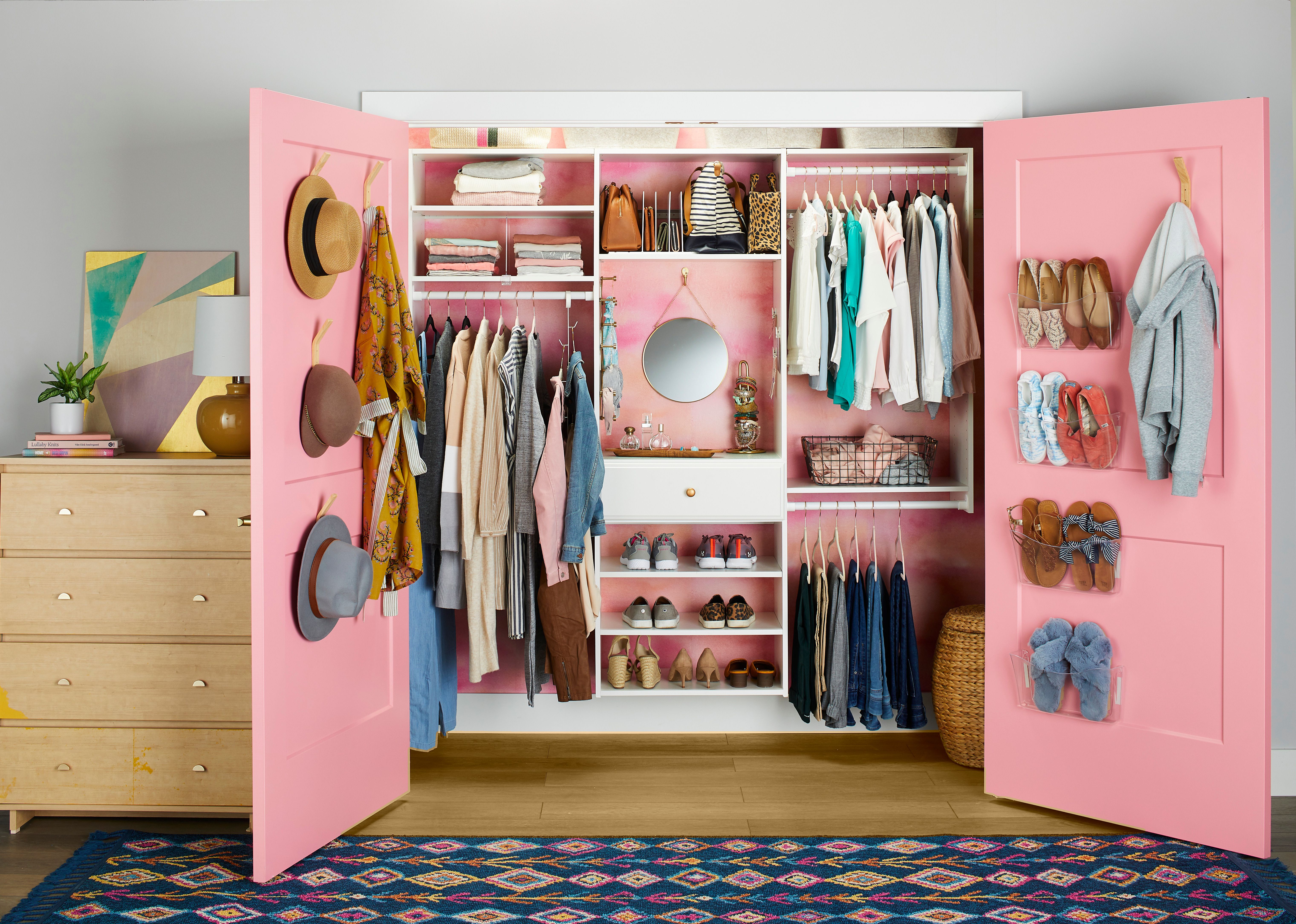 4 Simple Steps to Perfectly Organize Any Small Closet, According to a Designer