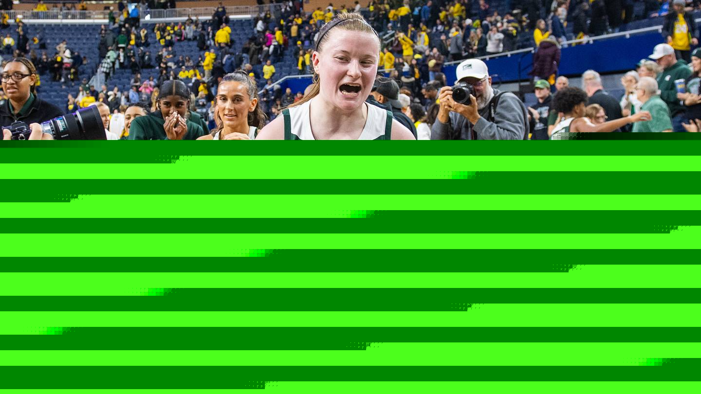 Julia Ayrault named to women's national player of the year watchlist