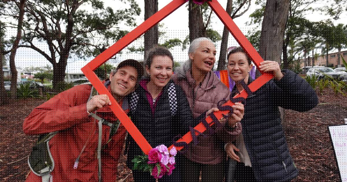 Shoalhaven community walks to give women and children facing violence a path to safety