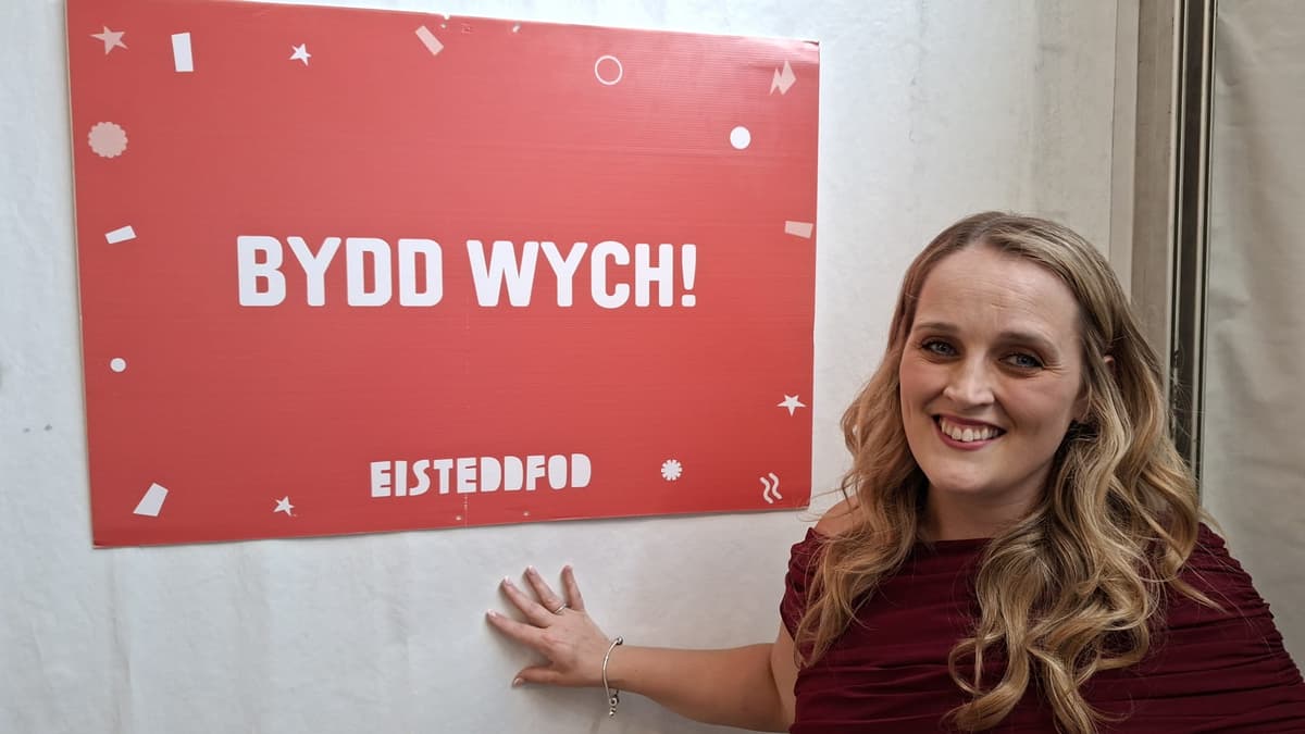 Bala singer's long-haul bid for Eisteddfod success