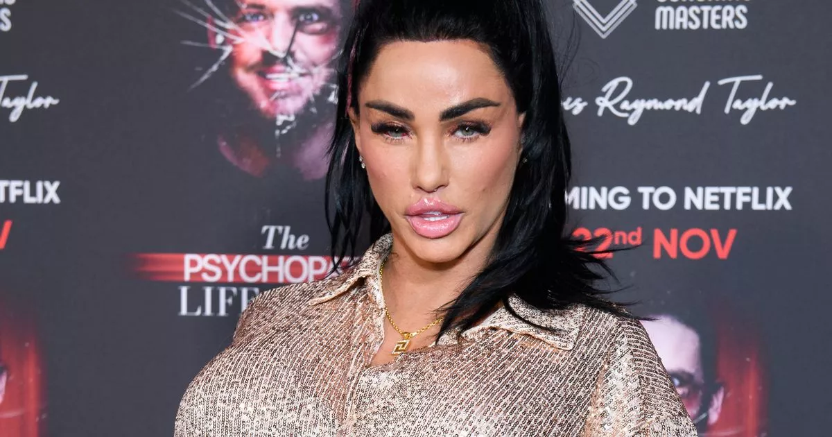 Katie Price shares 'worrying' image just days after hospital scare in new health update