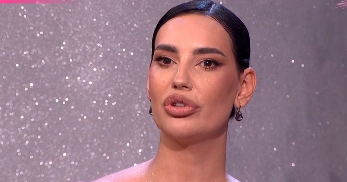 "Svi su počeli da beže!" Piton od 40 kg ugrizao Katarinu Grujić, na snimanju nastao opšti haos: "Vrisnula je"