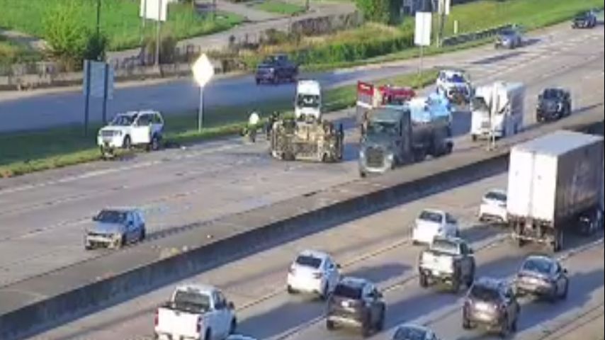 2 injured after vehicle overturns along I-12 eastbound at Sherwood Forest Boulevard, blocking lanes