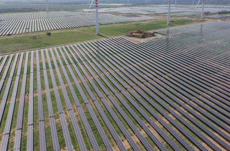 Plt Energia pigliatutto. Acquistata SarHelianto