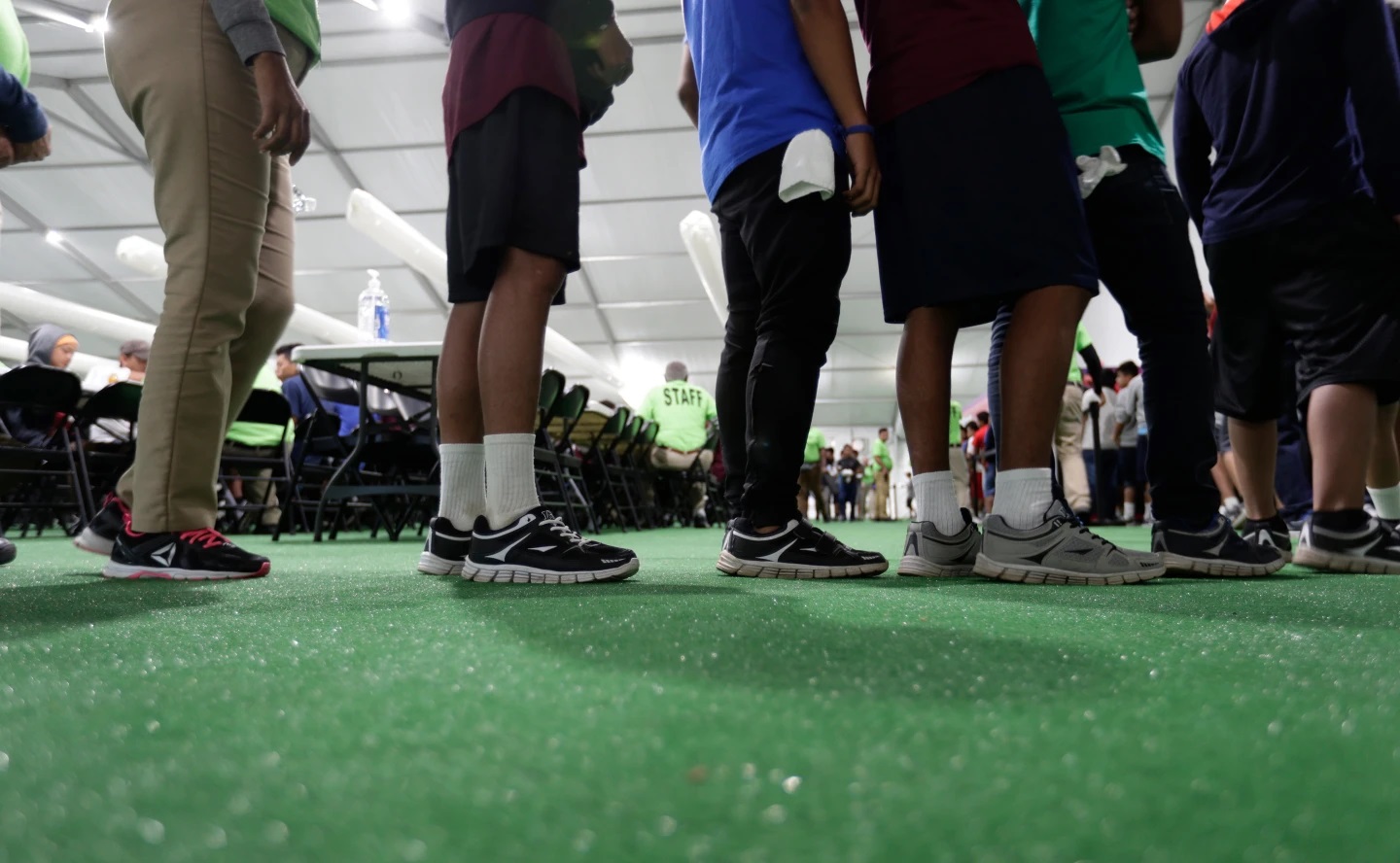 Judge Blocks Trump Policy Detaining Migrants Turning 18