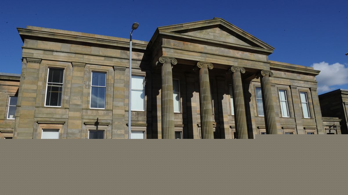 Bellshill man on sex offenders' register after falling for paedophile sting