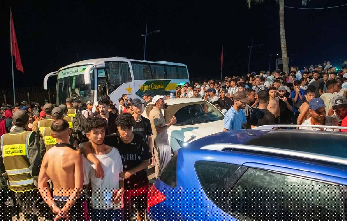Thousands of migrants flood into Spain’s Ceuta as authorities try to stem tide