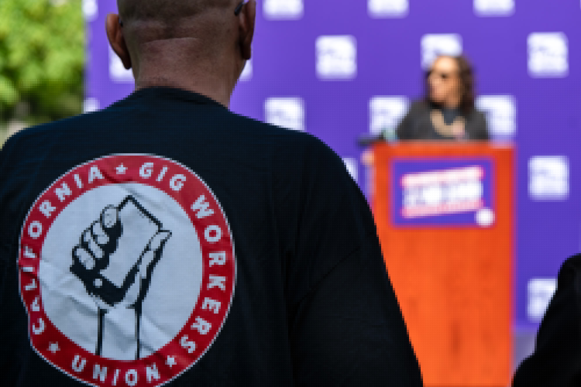 CA gig workers clear new milestone in push for union