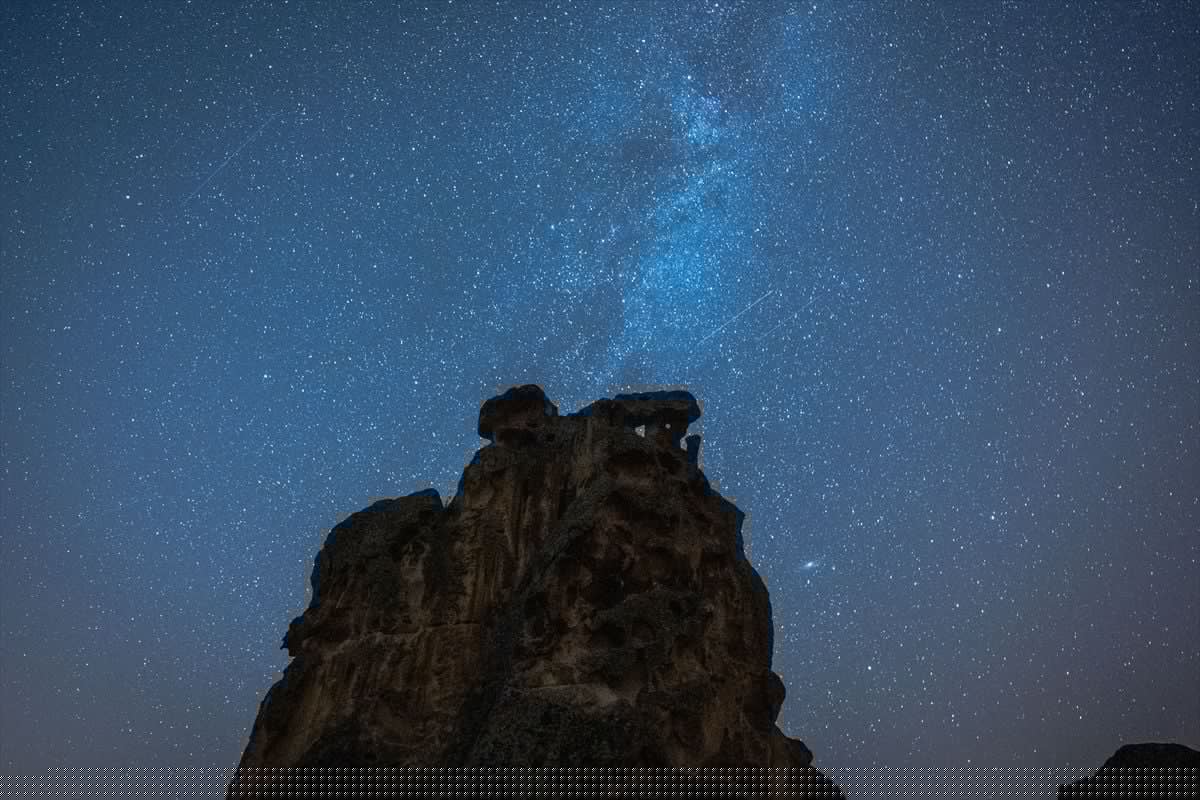 Eskişehir'de Perseid Meteor Yağmuru Doğanlı Kale'de Görüntülendi