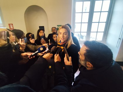 Genova. La protesta dignitosa della sindaca Salis che accusa l’opposizione: “È da ignoranti chiamare Hannoun un esponente dem” (R. Bobbio e S. Izzo)