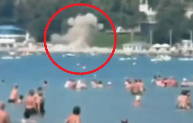 Ρωσία: Επτά νεκροί, ανάμεσά τους τρία παιδιά, από ουκρανική επίθεση με drone σε παραλία (βίντεο)