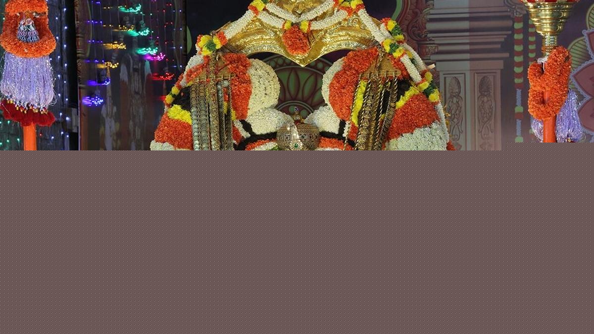 Devotees chant ‘Govinda... Govinda’ as Lord Malayappa rides the imperial ‘Garuda Vahanam’