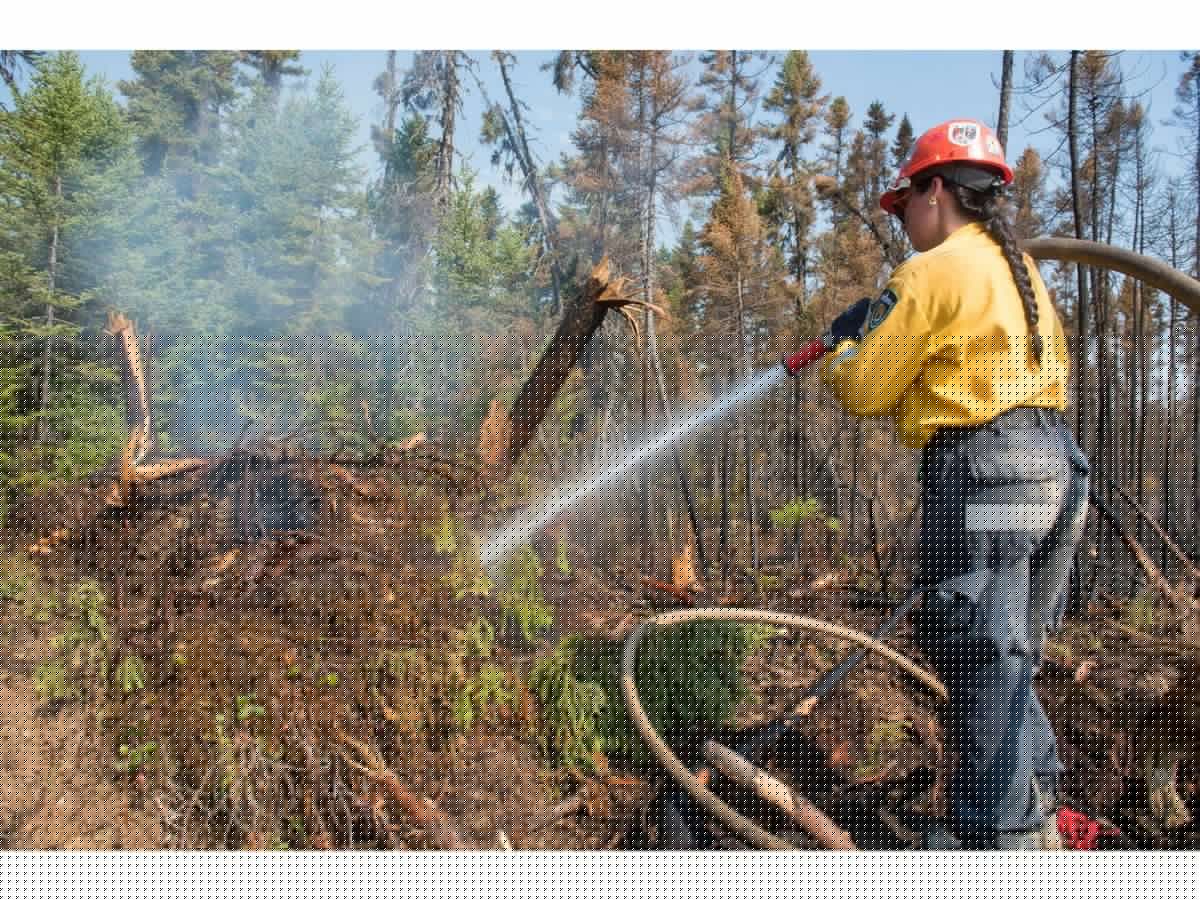 Forest fires continue to rage across Northern Ontario