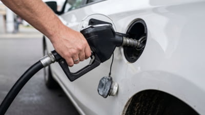 Dumitru Chisăliță: România, campioana europeană a scumpirii motorinei. Țiței românesc, rafinării românești, prețuri ca și cum totul ar veni din import