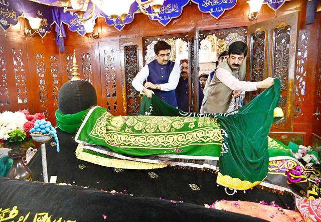 Punjab governor pays tribute to Shah Abdul Latif Bhitai at 283rd Urs