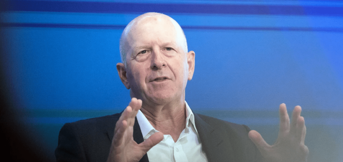 Σόλομον (CEO Goldman Sachs):  H «τρέλα» για AI μοιάζει στη Φούσκα των Dot-com