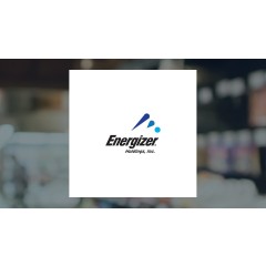 Fenbo (NASDAQ:FEBO) and Energizer (NYSE:ENR) Financial Contrast