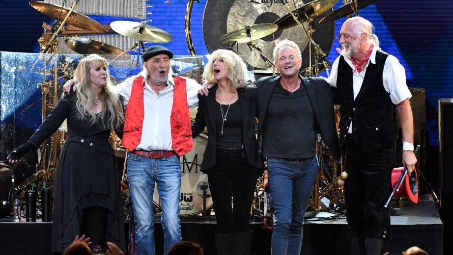 Fleetwood Mac’s Timeless Tunes Climb Charts, Challenge for Top Spot