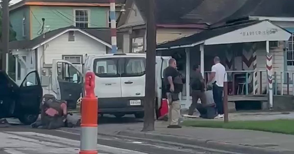 Witness in Houston ICE shooting released from custody, lawyer says