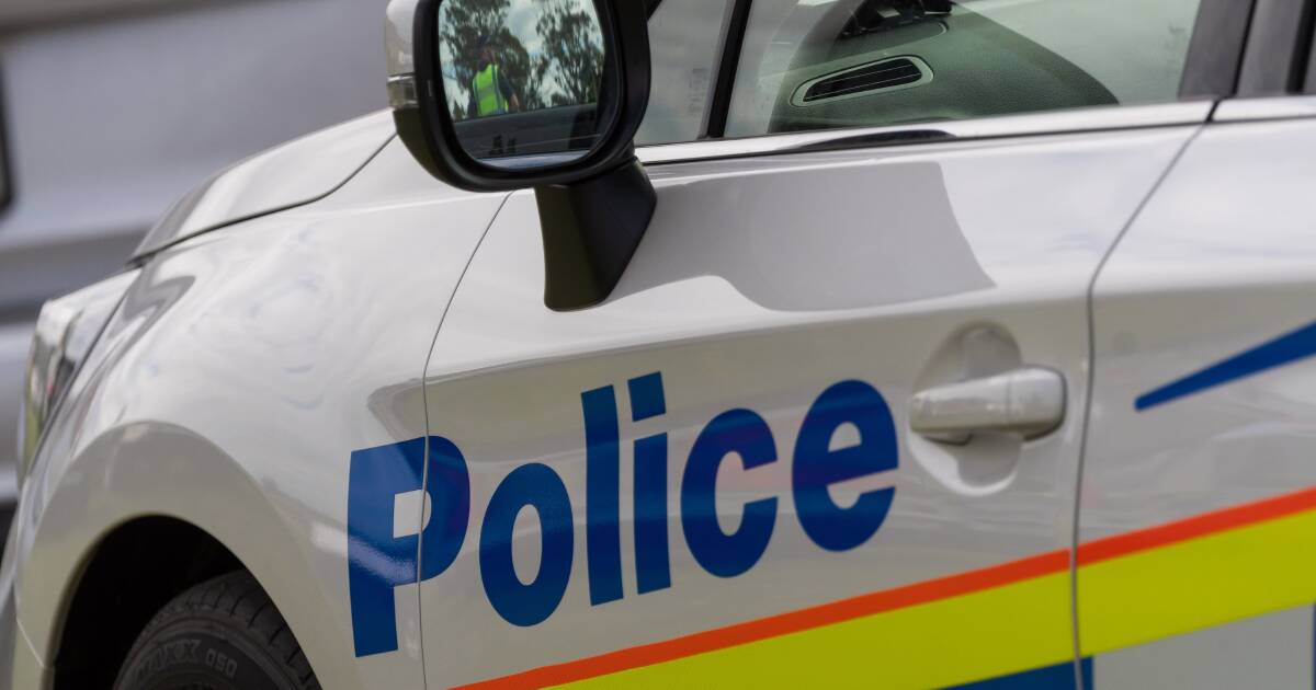 27yo man charged after allegedly threatening staff in armed robbery