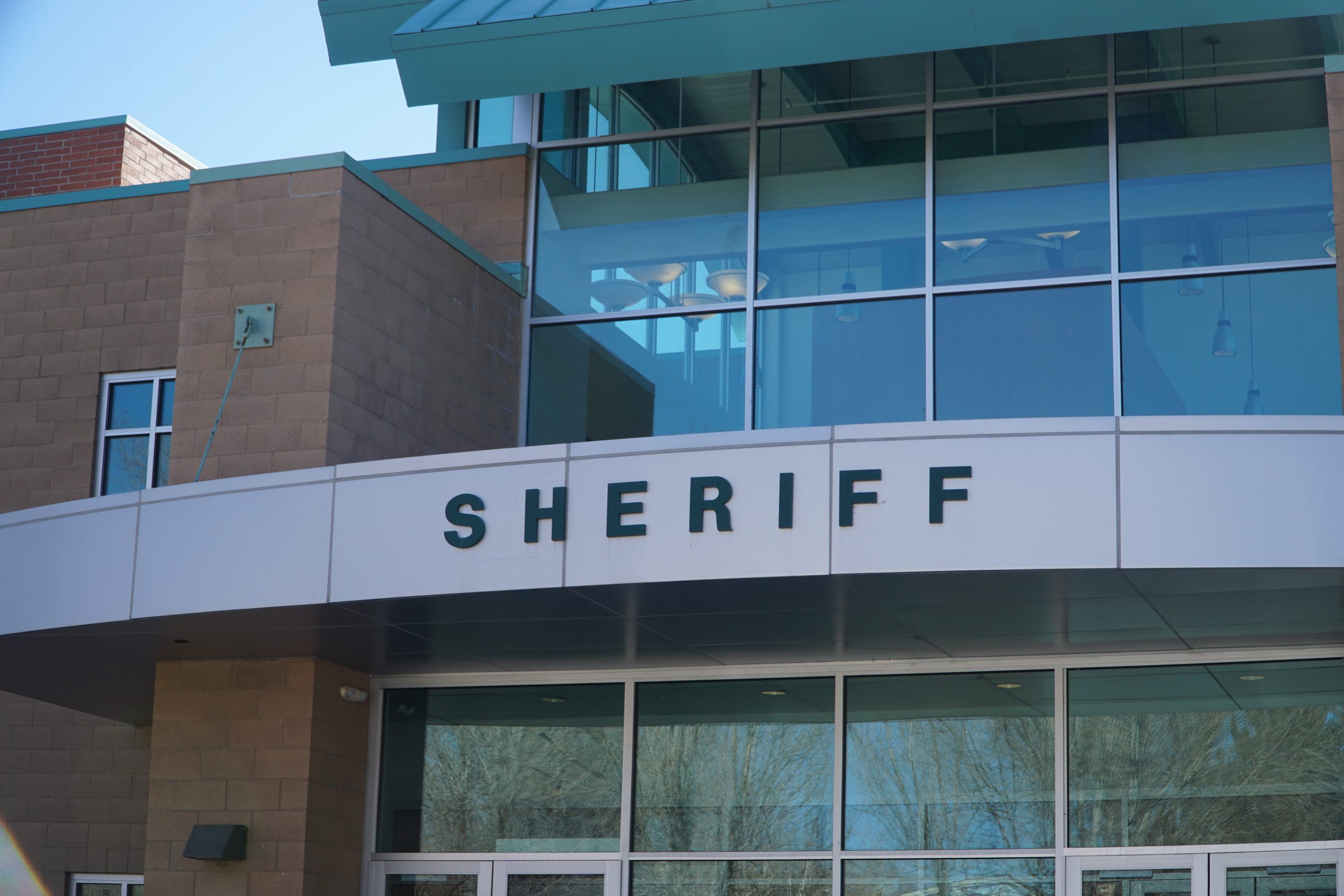 Carson City 20-year-olds face felonies from pole-shaking, damaging Flock camera