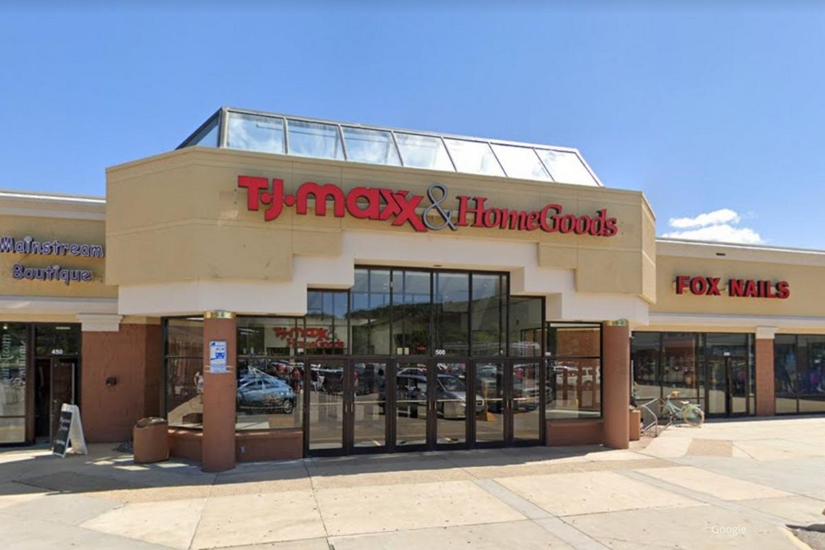 The Weird Medical Reason You Always Have To Use The Bathroom At TJ Maxx