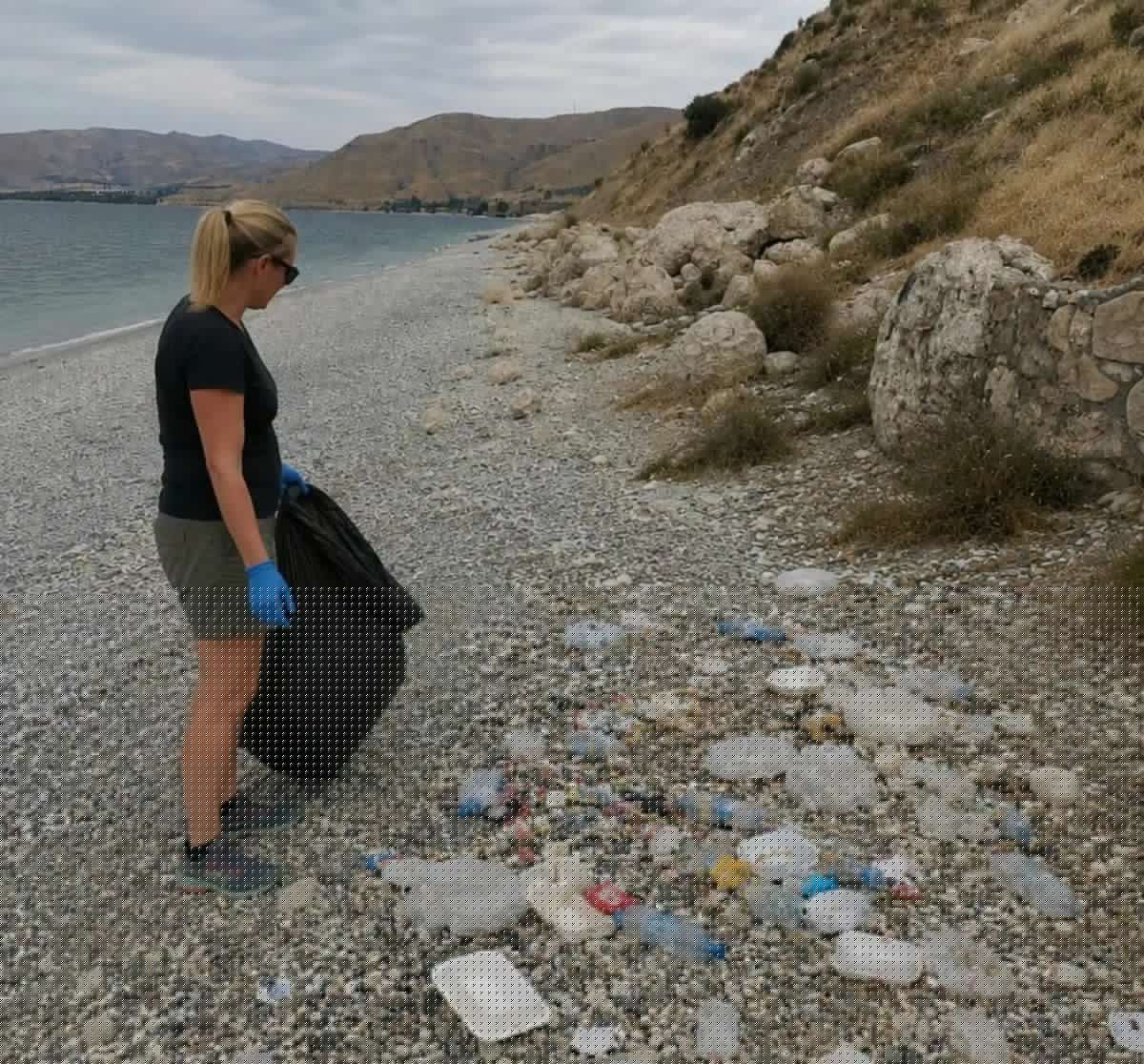 Alman Turistten Van Gölü'ne Anlamlı Ders